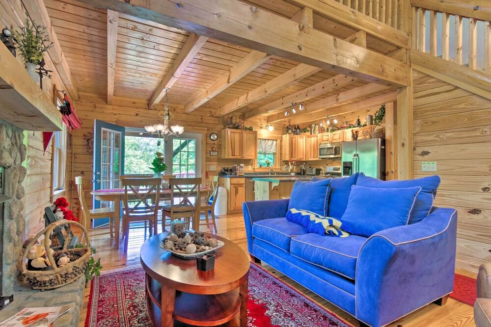 Serene Lake Lure Cabin w/ Fire Pit & Grill!