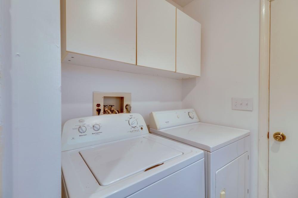 Lovely Massanutten Getaway w/ Resort Access!