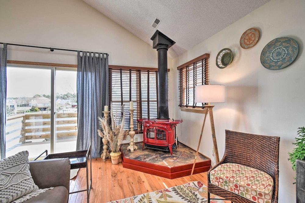 Canal-front Paradise w/ Dock in Kill Devil Hills