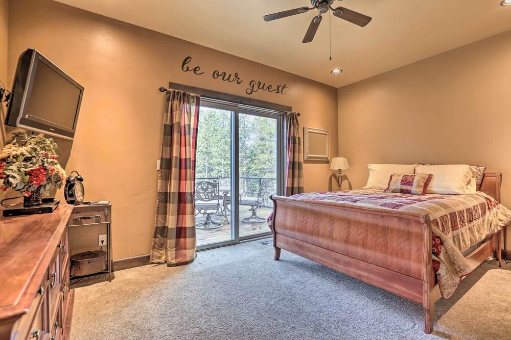 New! Secluded Deschutes Riverfront Retreat w/ Deck