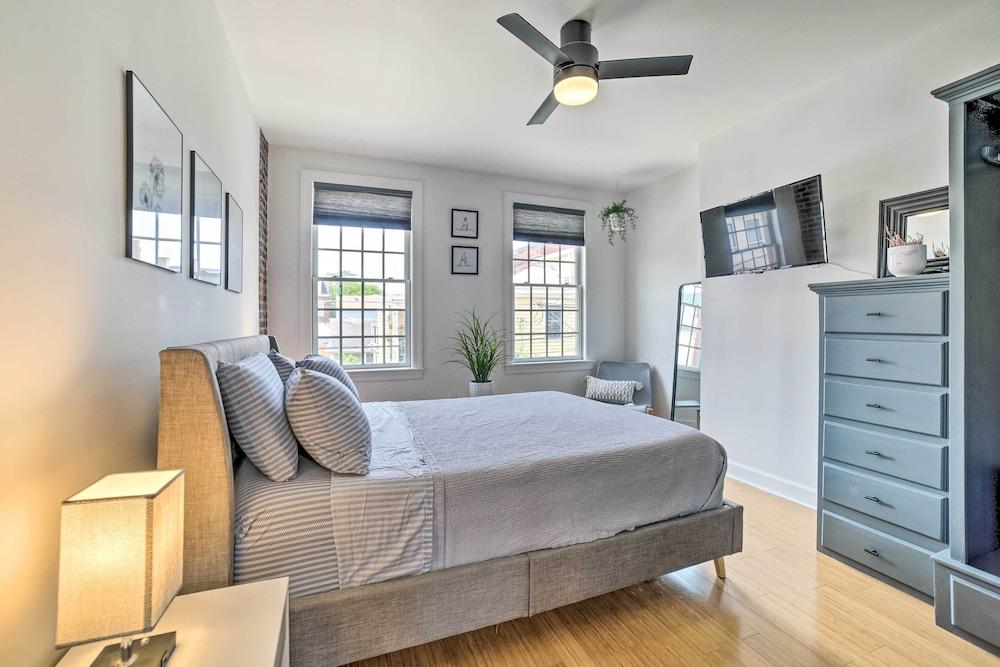 Convenient and Chic Pittsburgh Home With Patio!