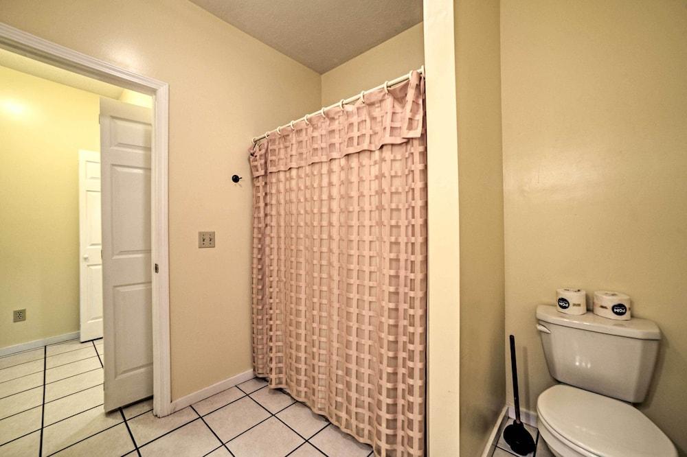 Expansive Cabin With Kentucky Lake Access!