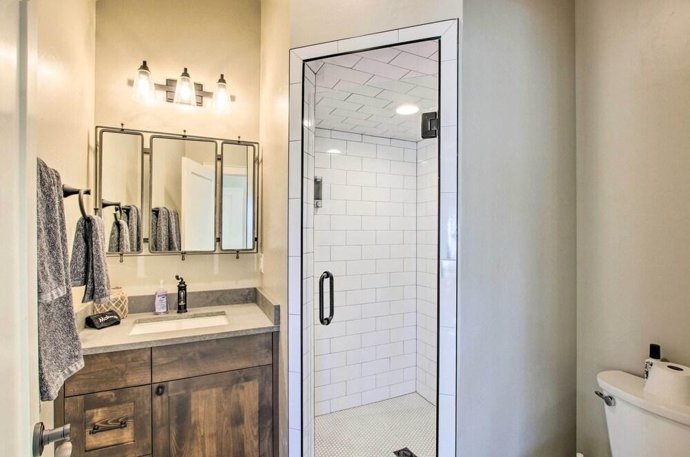 Fish Haven Hideaway w/ Private Lake Access!