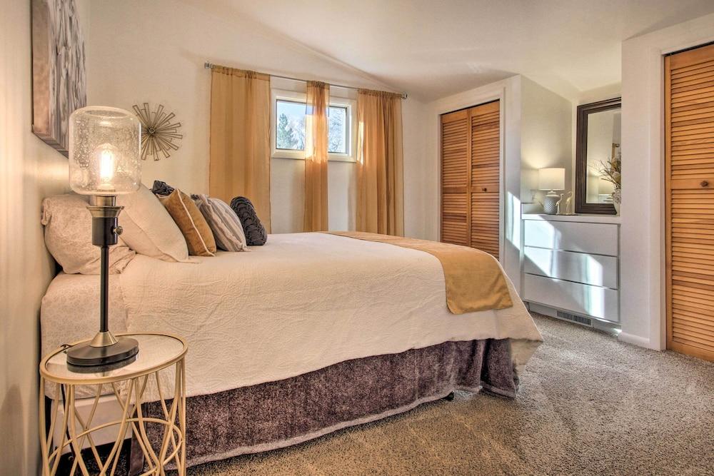 Cozy Choteau Home w/ Fire Pit, Grill, Yard!