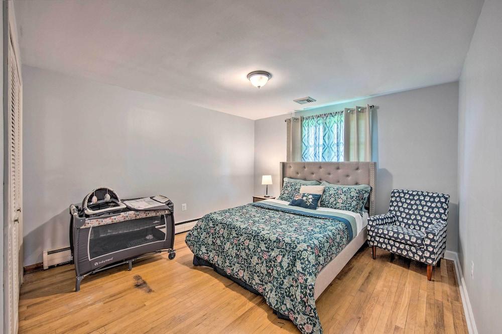 1 Mi to Hersheypark: Family Home w/ Game Room!