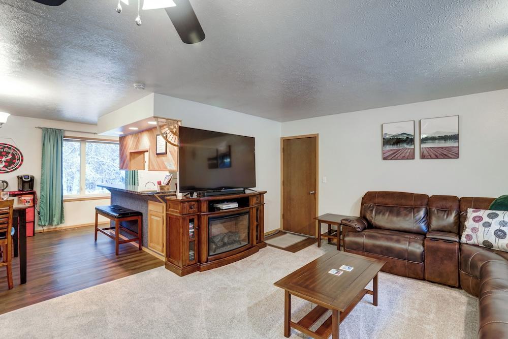 Peaceful Nature Escape w/ Deck in North Pole!