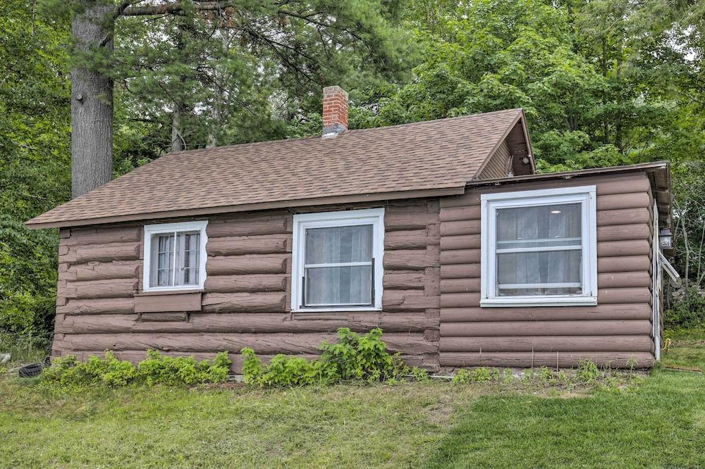 Lakefront Minocqua Cabin w/ Dock & Fire Pit!