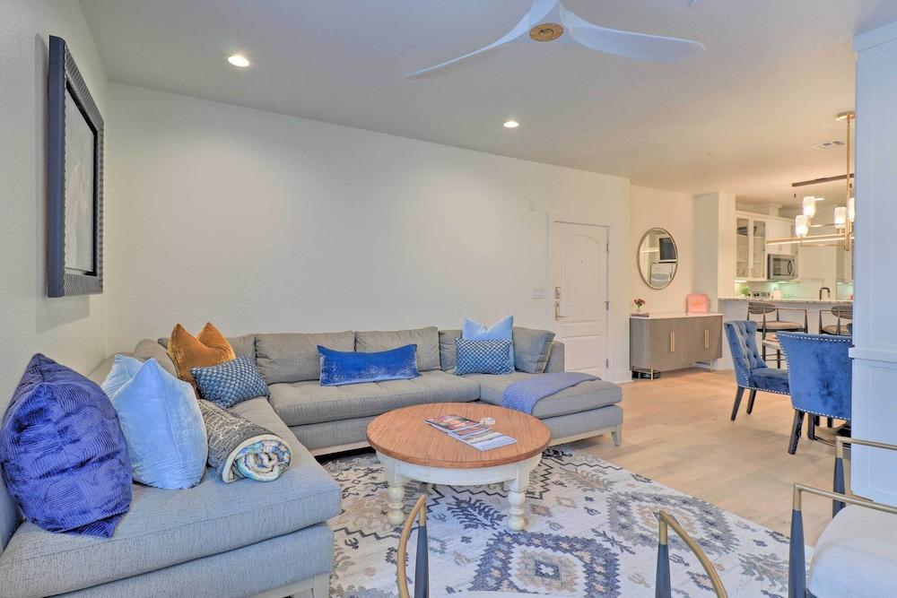 Lake LBJ Condo w/ Balcony & Shared Boat Docks