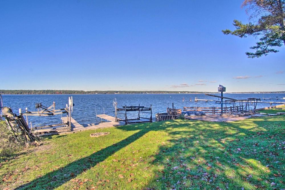 Lakefront Whitehall Home w/ Boat Slip & Deck!