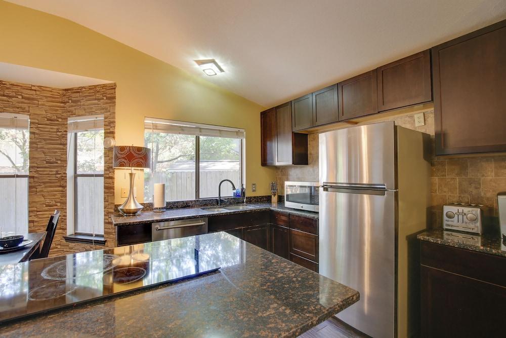 Family-friendly San Antonio Abode w/ Patio!