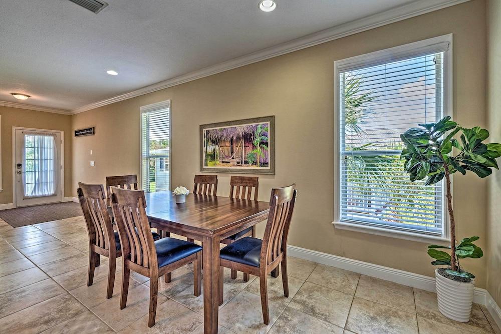 Bright Bayfront Home < 2 Mi to Hernando Beach!