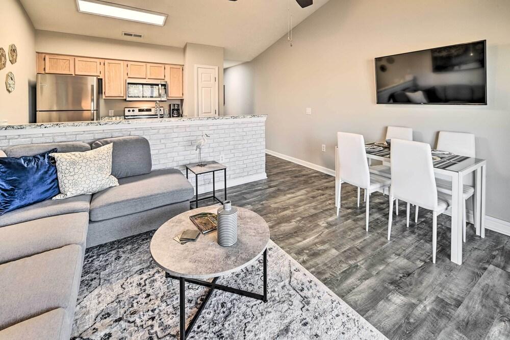 Myrtle Beach Resort Condo: On-site Golf!