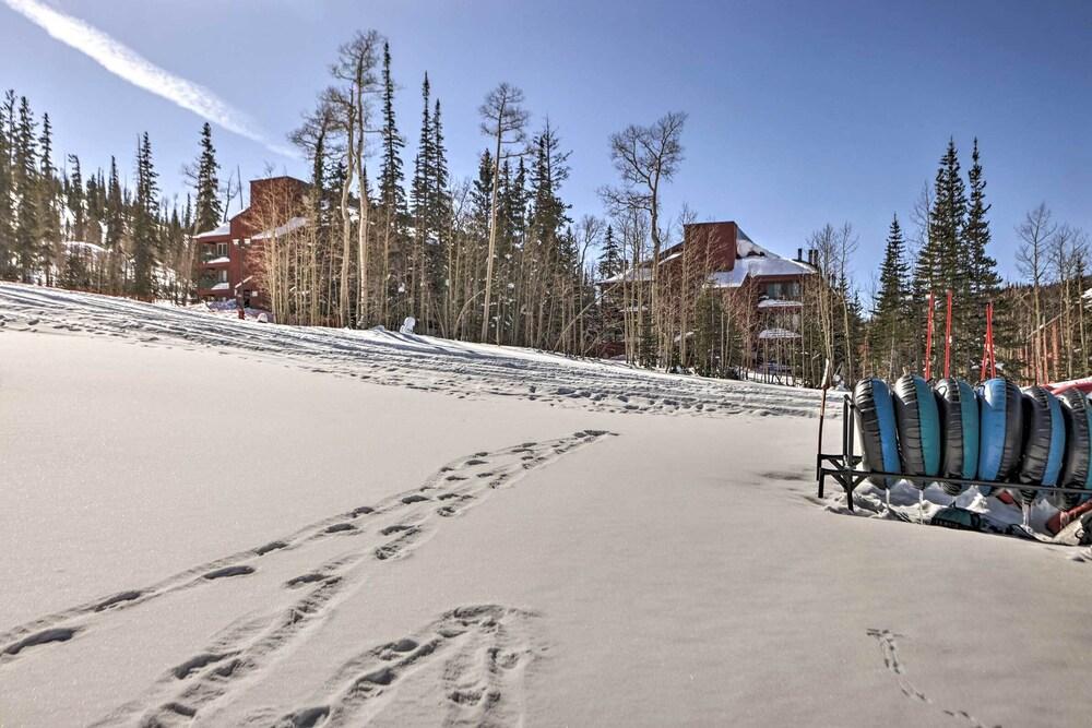 Ski-in/ski-out Corner Unit in Giant Steps!