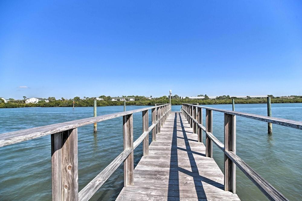 Large Balcony & Water Views: Indian Shores Condo!