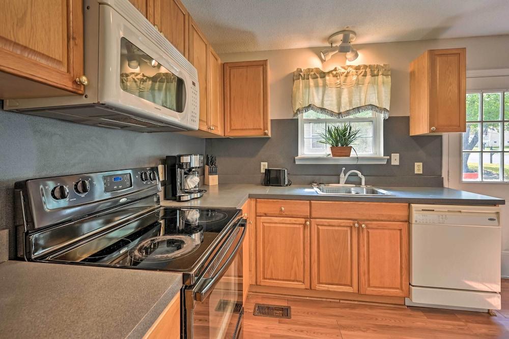 Charming Greensboro Getaway w/ Large Backyard