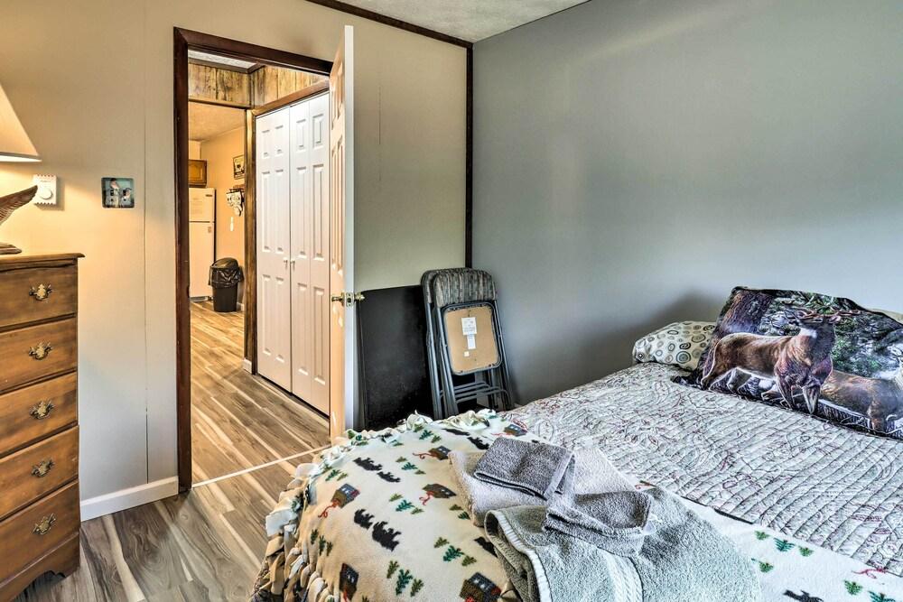 Pet-friendly Albrightsville Home w/ Deck!