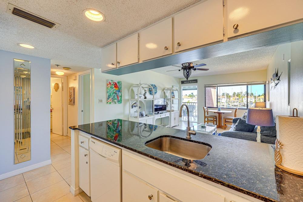 Waterfront Condo w/ Pool Access in Punta Gorda!