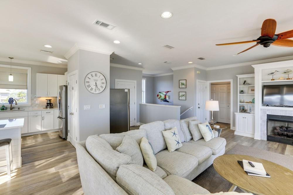 Beachfront Paradise w/ Pool on St. George Island!