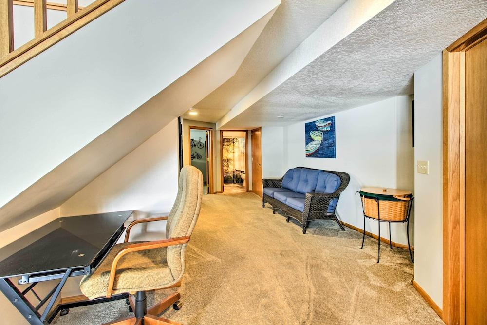 Waterfront Gull Lake w/ Dock: Family Friendly!