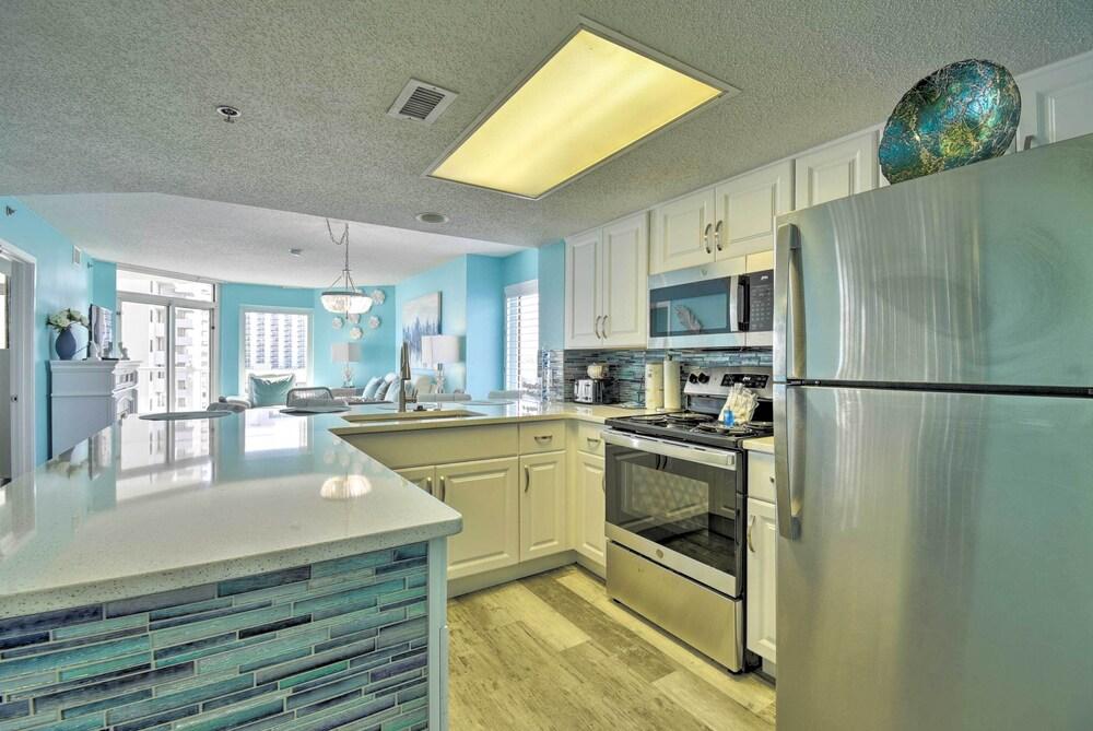 Myrtle Beach Condo w/ Direct Beach Access!