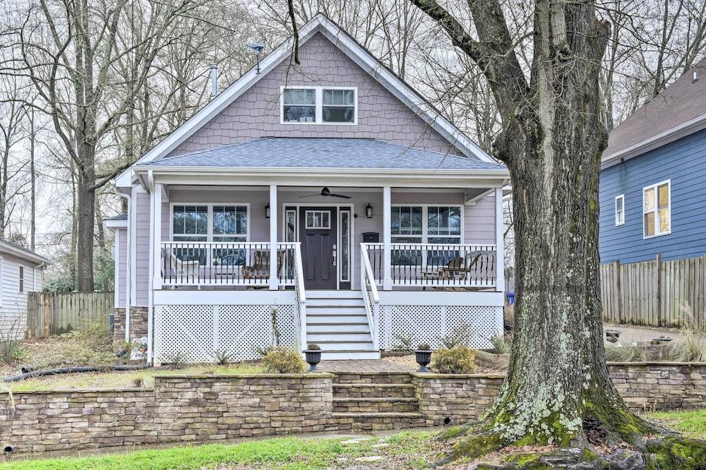 Chic, Central Downtown Duplex ~ 1 Mile to Duke!