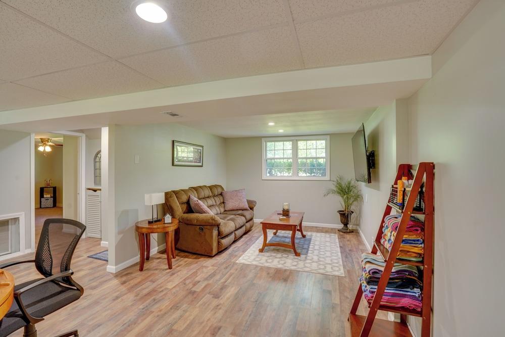 Saratoga Springs Haven w/ Pool + Fire Pit!