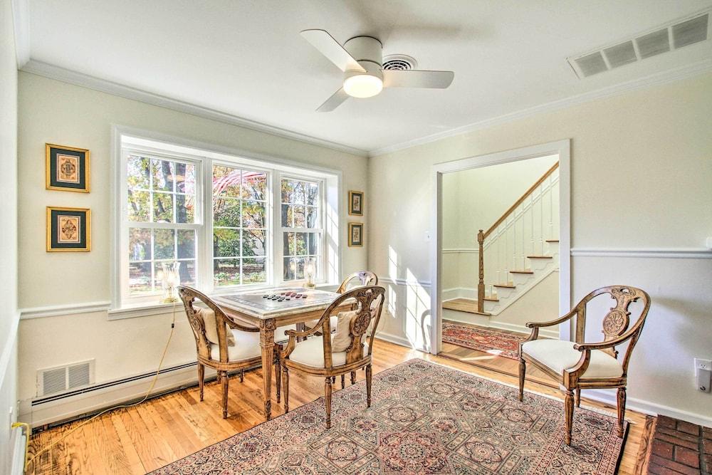 20 Mi to Philly: Inviting Home w/ Yard in Wayne!