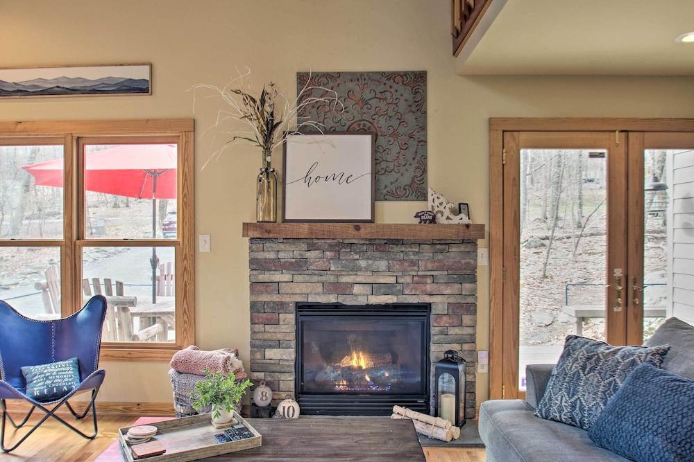 Wintergreen Resort Cabin: Near the Slopes!