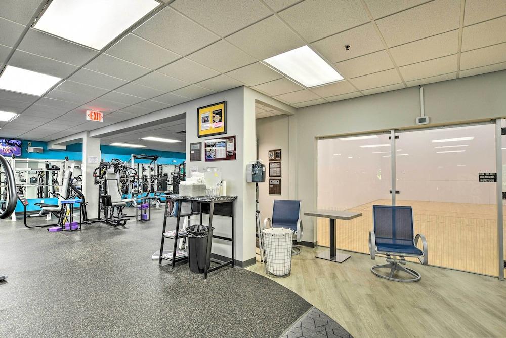 Comfortable Condo on Keowee Key Golf Course!