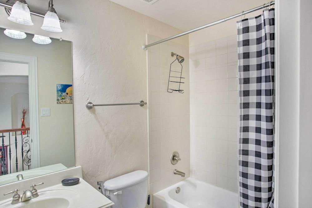 Private Pool & Hot Tub: Spacious Murphy Getaway