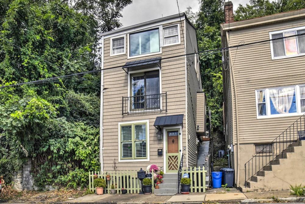 Pittsburgh Home - Walk to Stadiums & Museums!