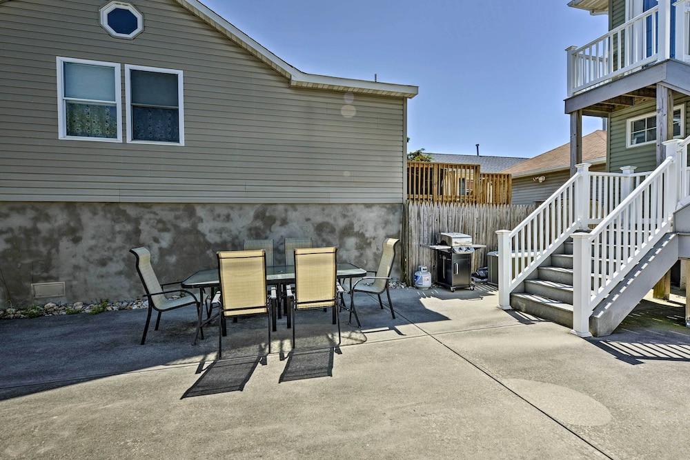 Seaside Heights Apt w/ BBQ - 3 Blocks to Beach!