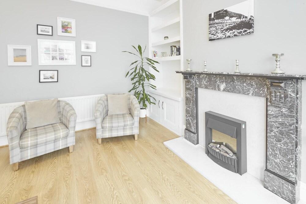 Host Stay Victorian Seahouse