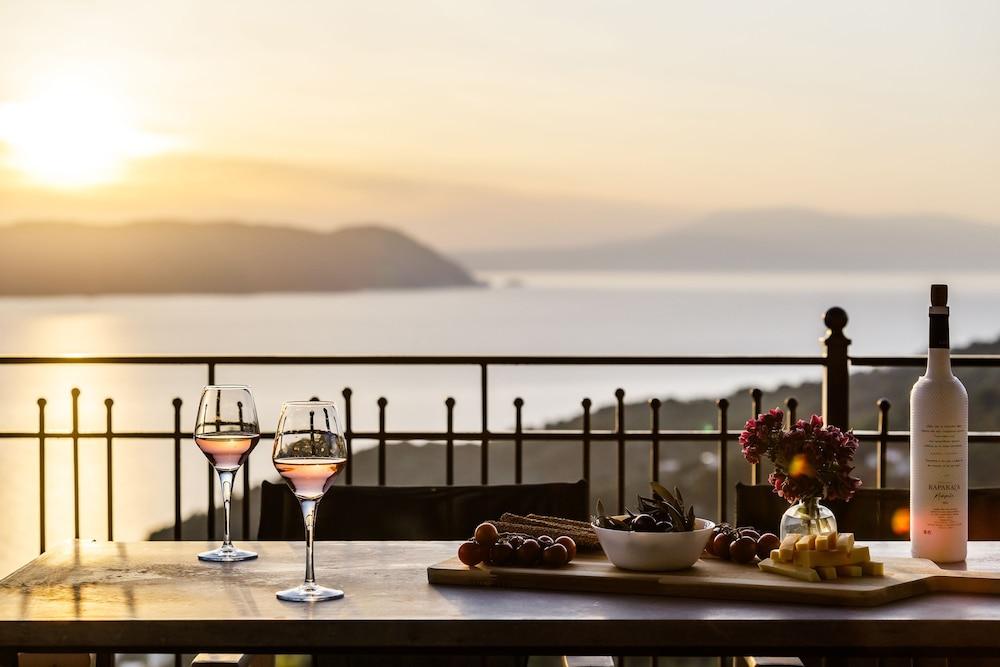 Rodon Luxury Villas Eos