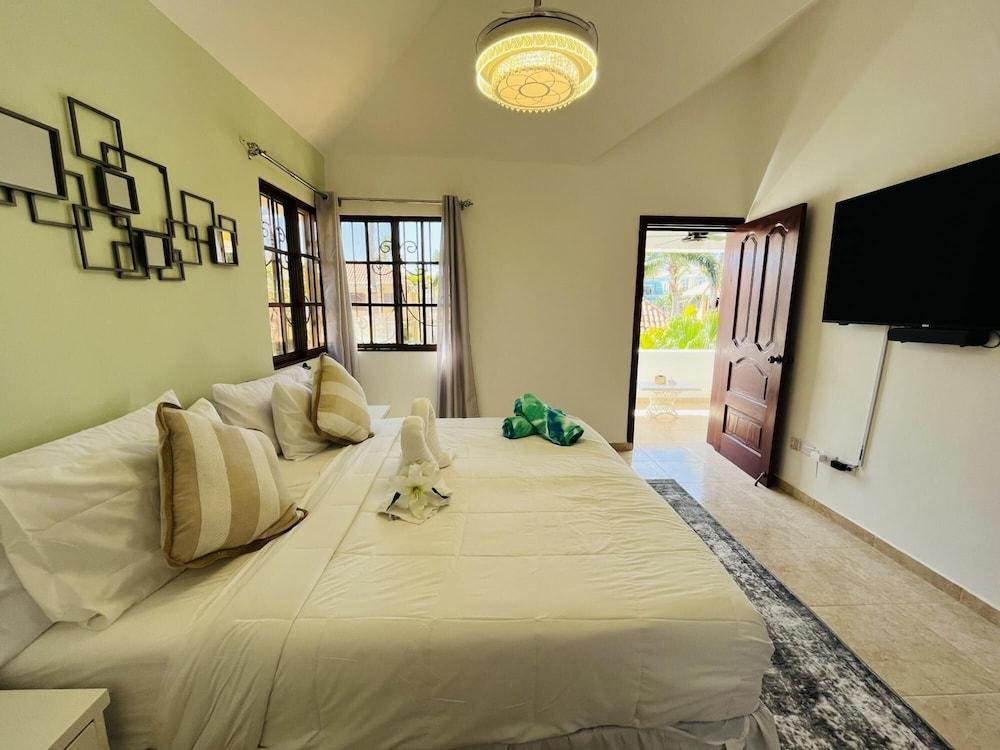 Beauty Villa With 3 Bedroom