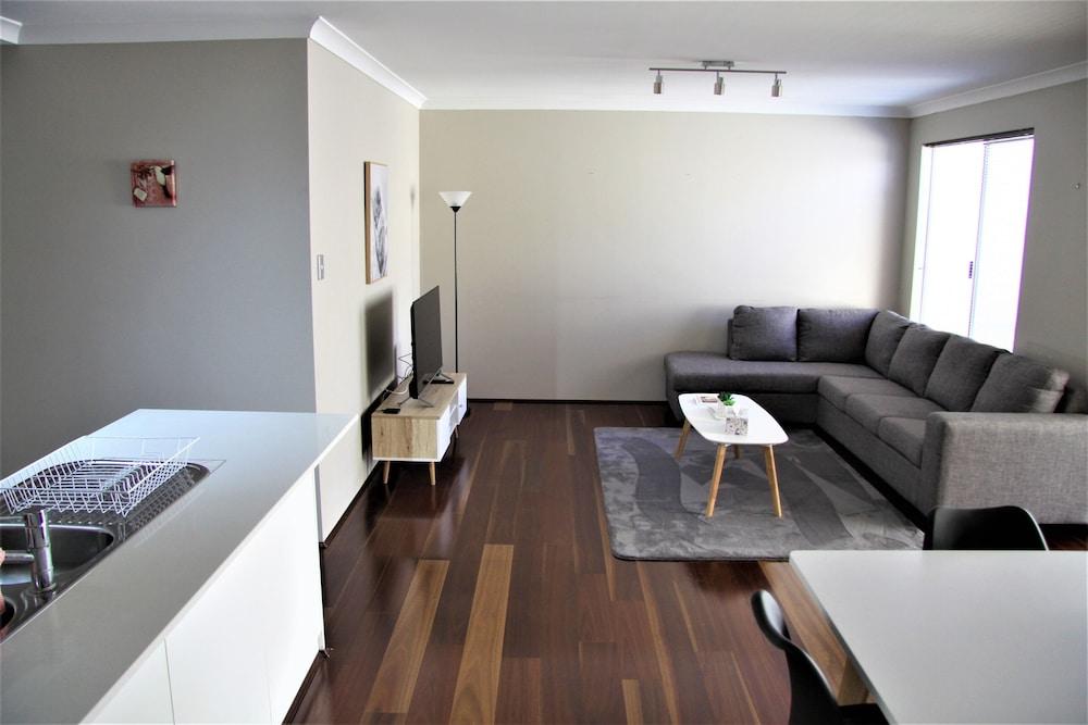 Quinn's Beach Family Accommodation