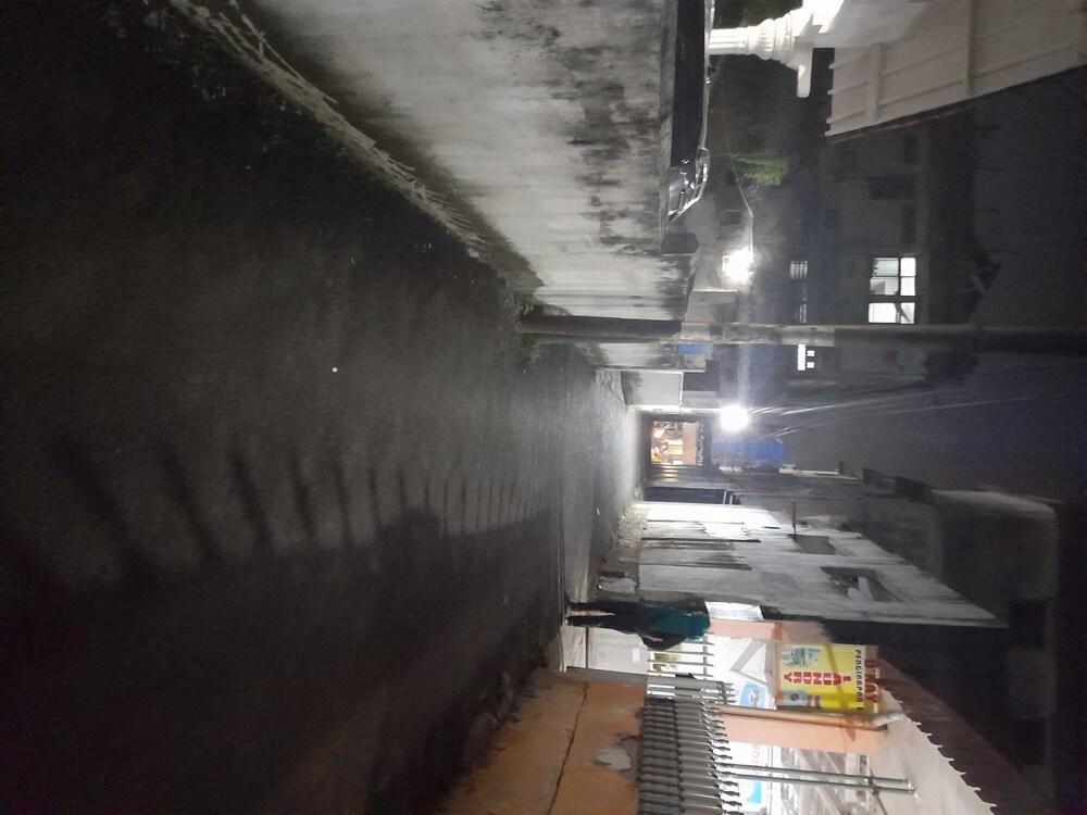 EXPRESS O 91436 Mess Sadam