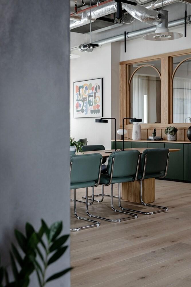 Modern Studios in Dún Laoghaire - SK