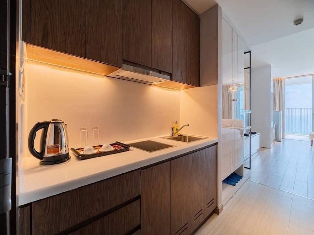 Glese Beachfront Aparthotel Nha Trang