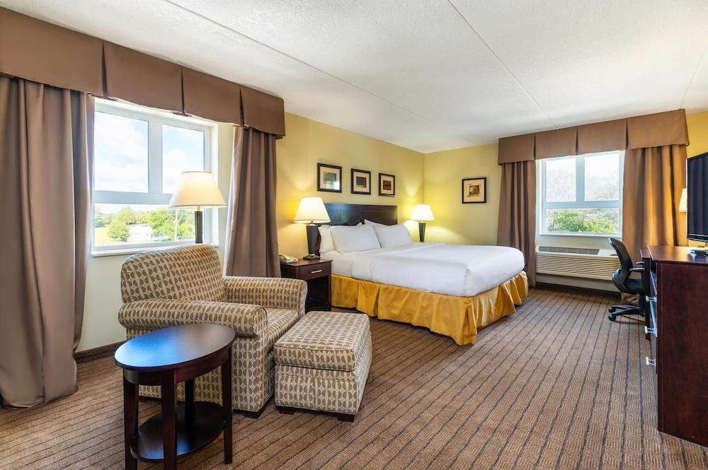 Comfort Inn & Suites