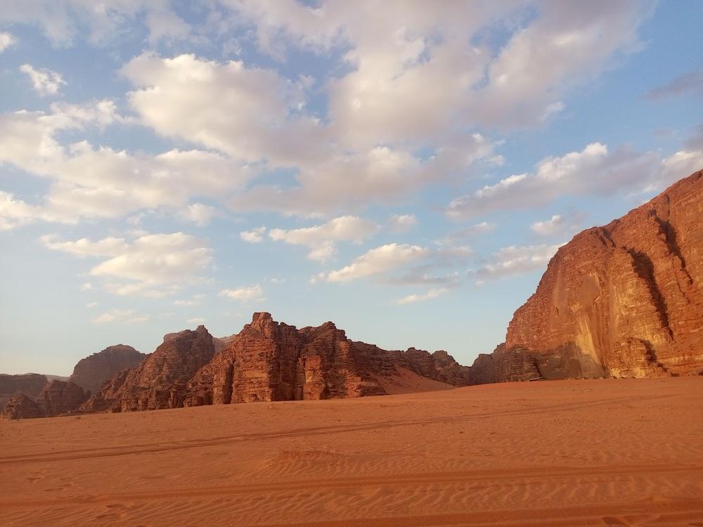 Wadi RumYoussef Boombastic