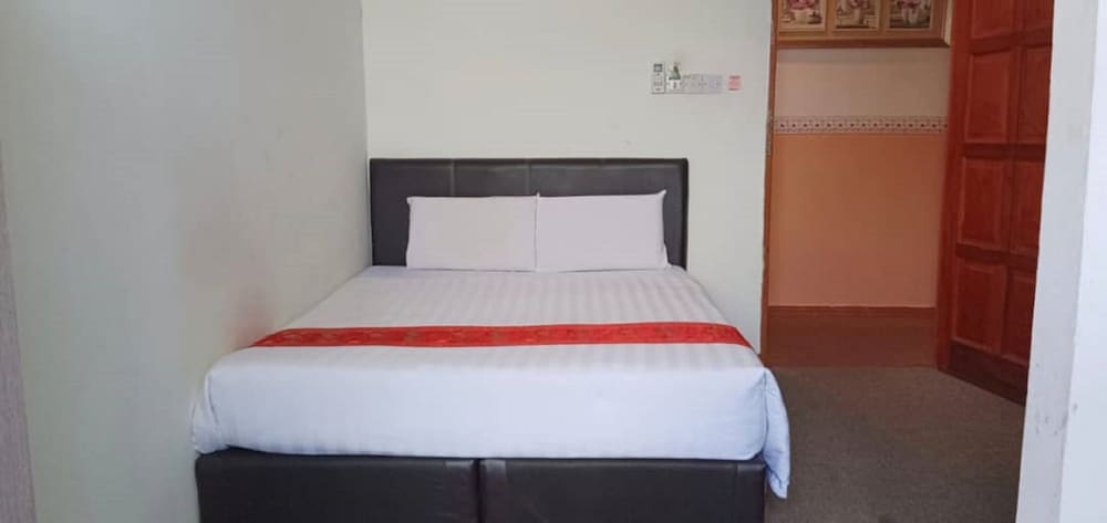 OYO 90785 Pandan Hotel