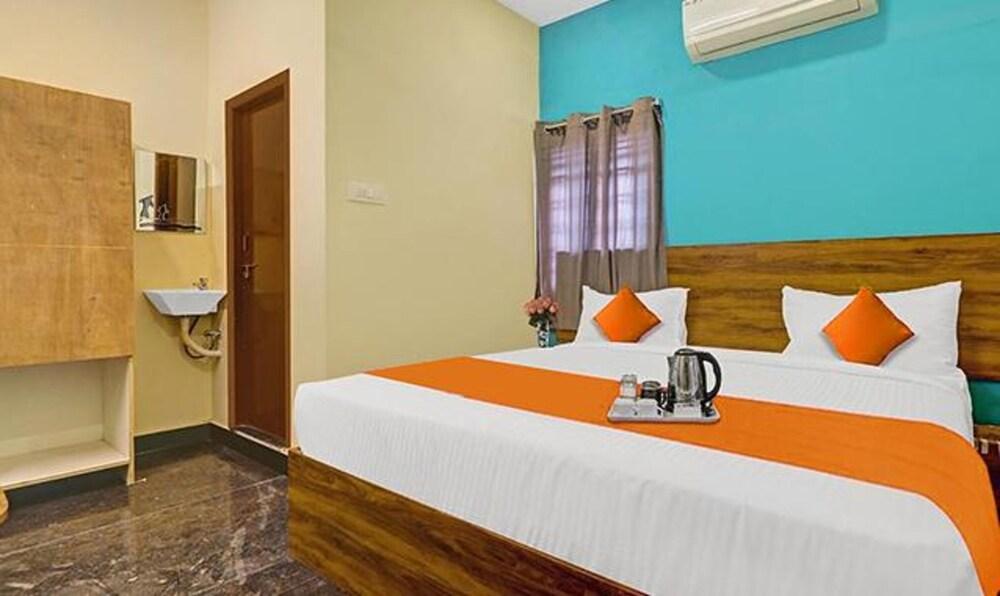 Fabexpress Simra Relax Inn