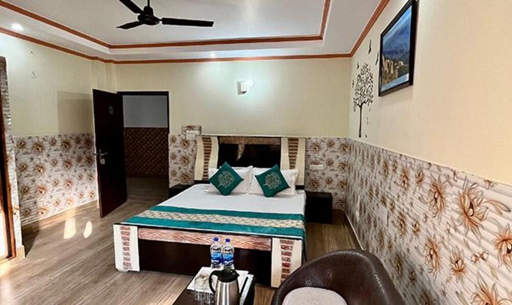 Fabhotel Prime Wonder World Resort