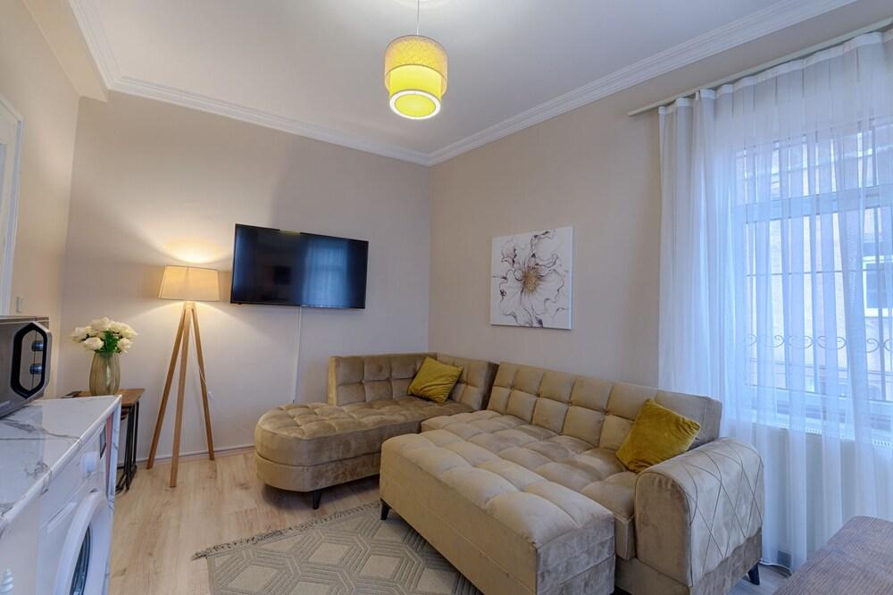 AZAD HOMES ÇİMEN 99