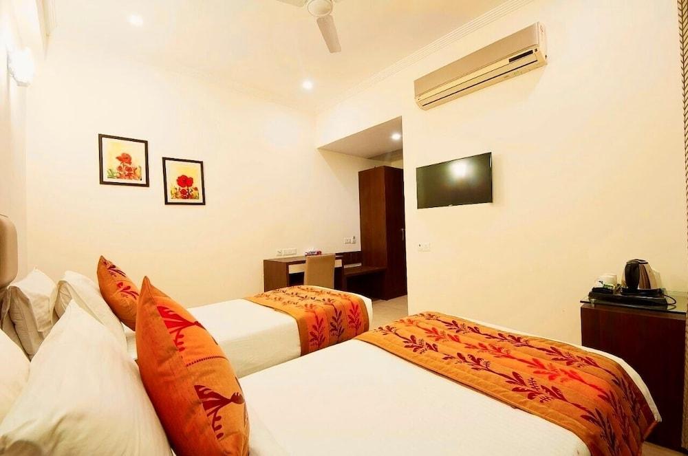 Alpina Hotels & Suites