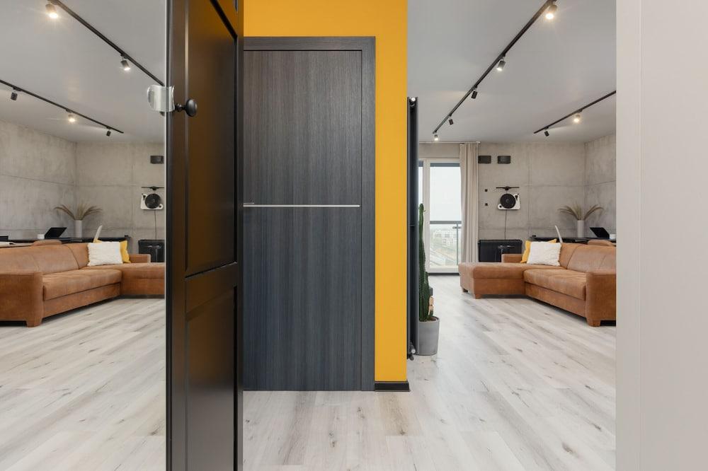 Industrial Bemowo Apartment by Renters