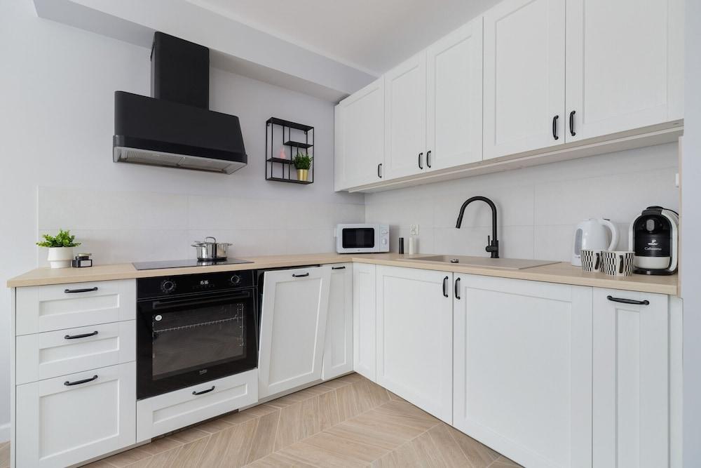 Exquisite Apartment Krakow by Renters