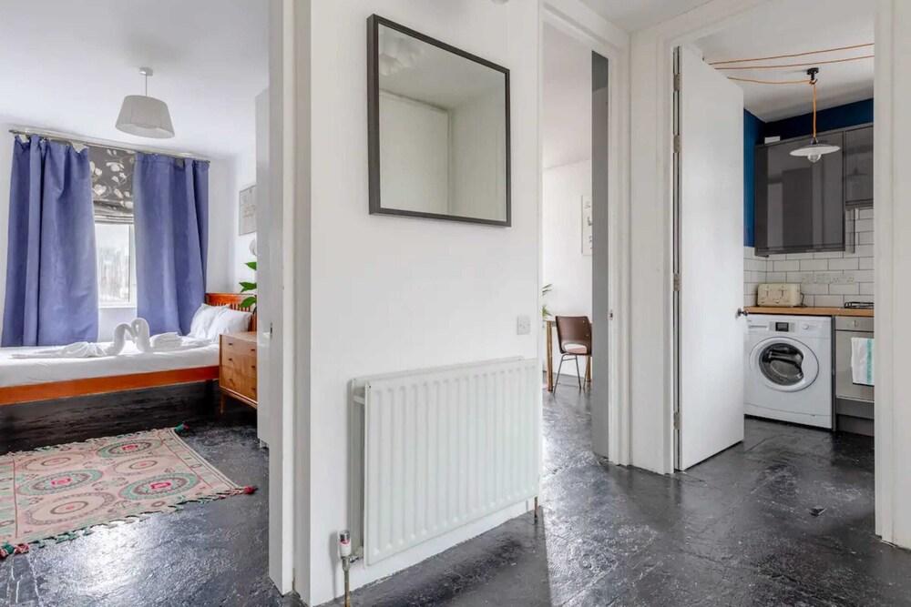 Bright & Spacious 2BD Flat - Hackney