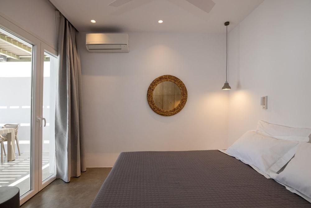 White Holidays Project